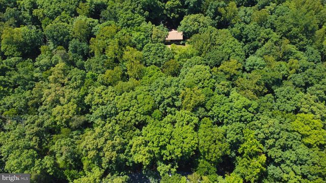 6144 SAINT PAULS RD, King George, VA 22485