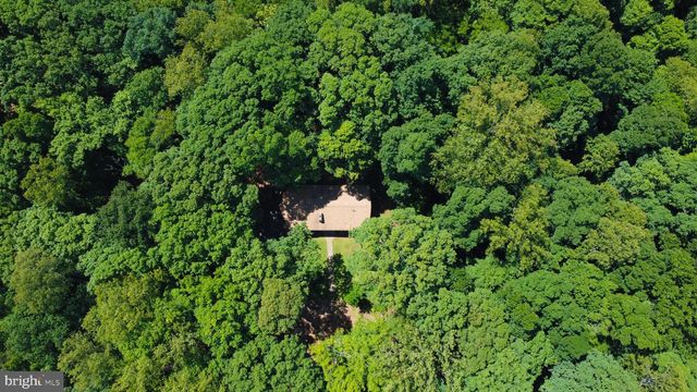 6144 SAINT PAULS RD, King George, VA 22485