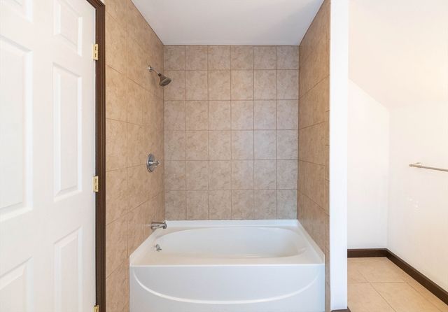39 County St. 2, Peabody, MA 01960