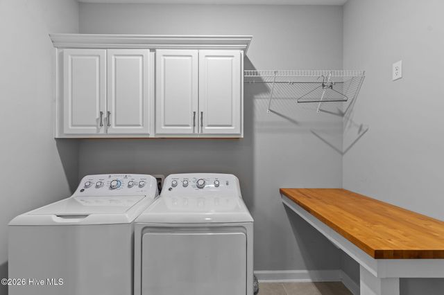 7124 Maple Leaf Drive, Wilmington, NC 28411