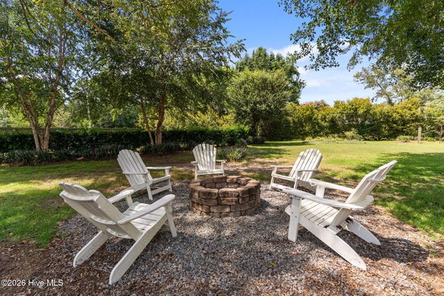 7124 Maple Leaf Drive, Wilmington, NC 28411