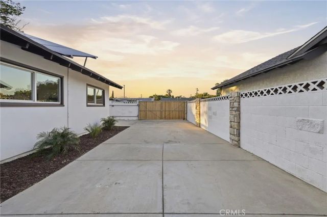 22726 Marlin, West Hills, CA 91307