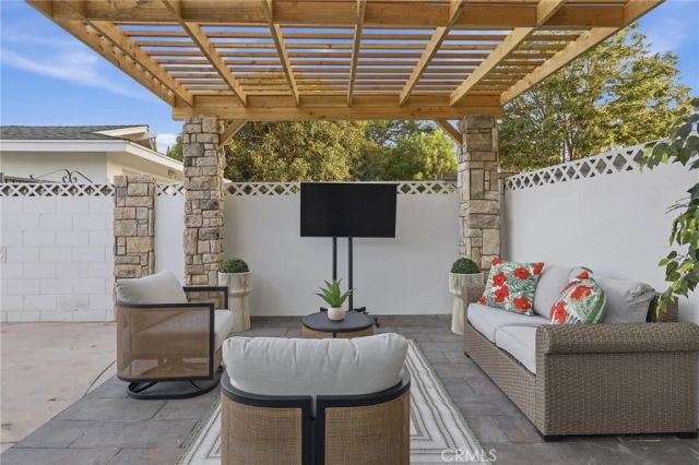 22726 Marlin, West Hills, CA 91307