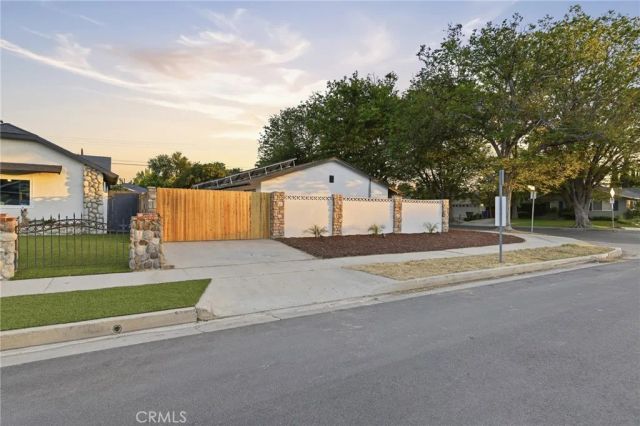 22726 Marlin, West Hills, CA 91307