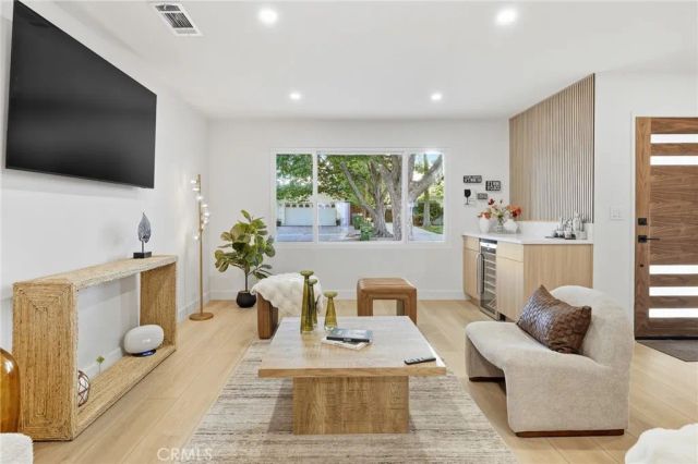 22726 Marlin, West Hills, CA 91307