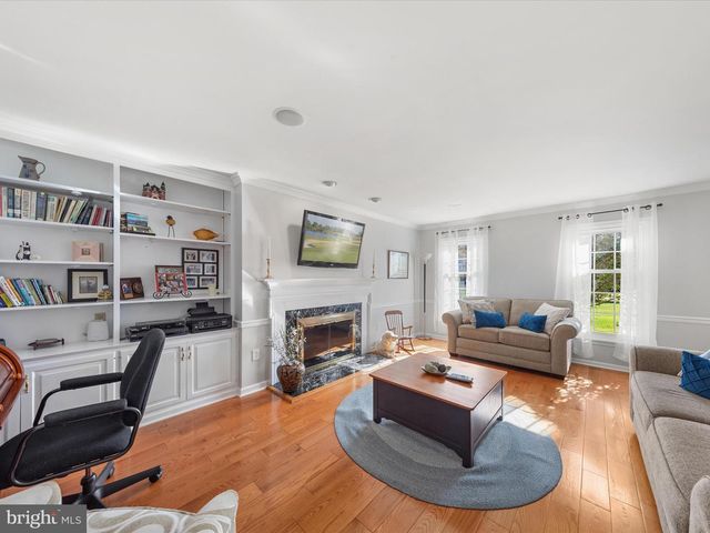 30602 FOXCHASE DR, Salisbury, MD 21804