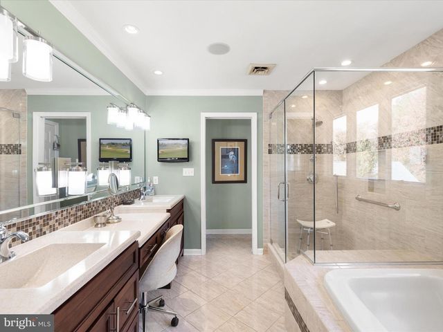 30602 FOXCHASE DR, Salisbury, MD 21804