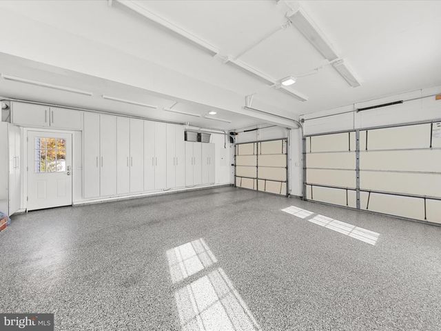 30602 FOXCHASE DR, Salisbury, MD 21804