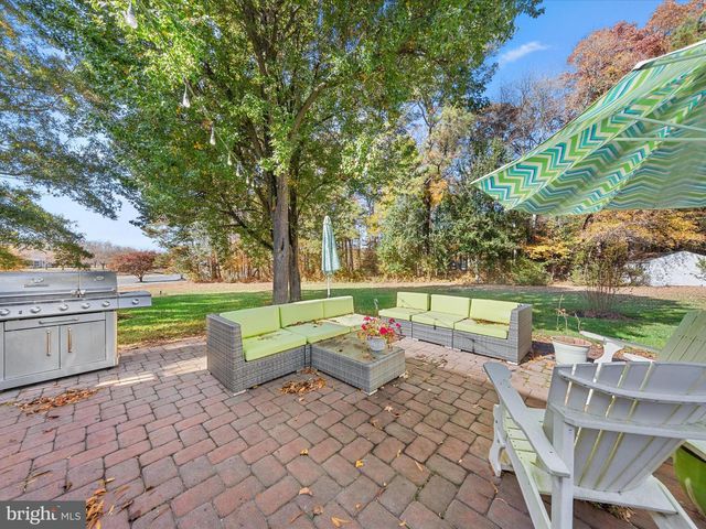 30602 FOXCHASE DR, Salisbury, MD 21804