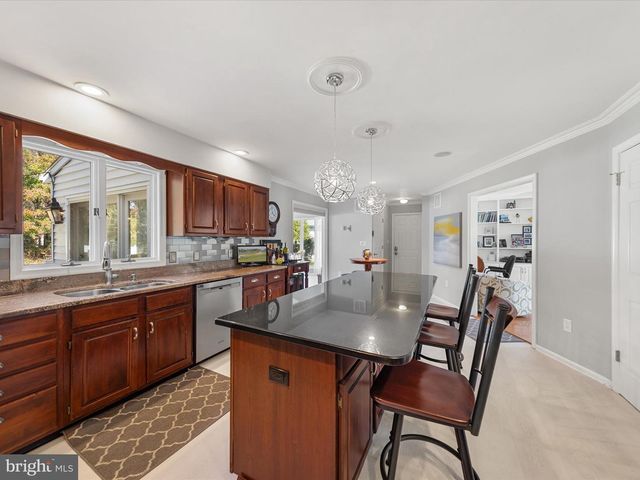30602 FOXCHASE DR, Salisbury, MD 21804