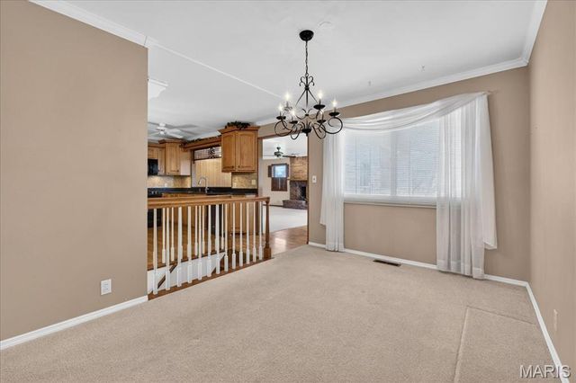 2860 Sussex Drive, Florissant, MO 63033