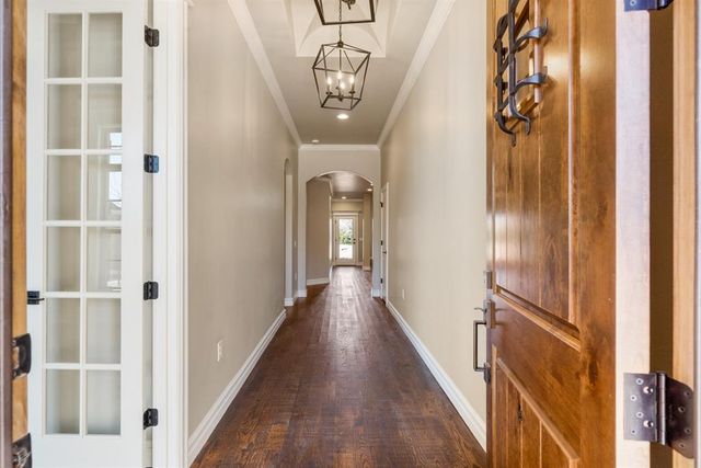 15709 Flora Avenue, Edmond, OK 73013