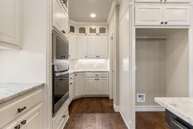 15709 Flora Avenue, Edmond, OK 73013