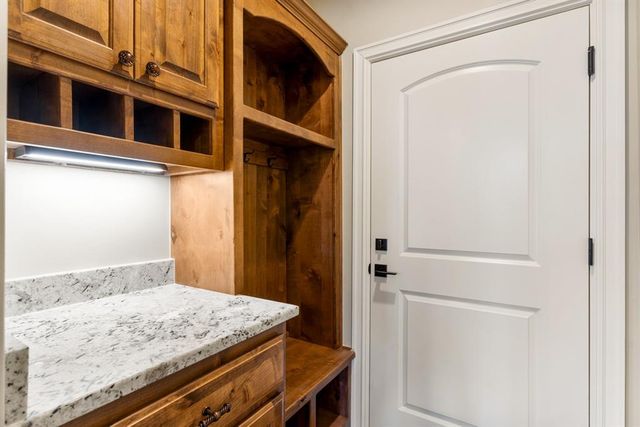 15709 Flora Avenue, Edmond, OK 73013