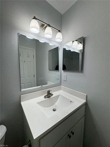 9347 1st View ST, Norfolk, VA 23503