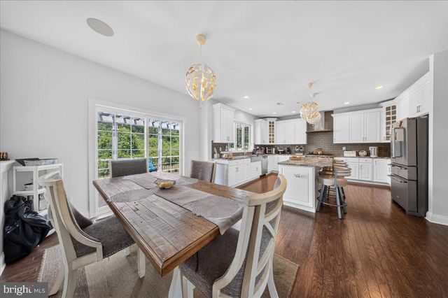 1020 JEFFORDS CIR, Media, PA 19063
