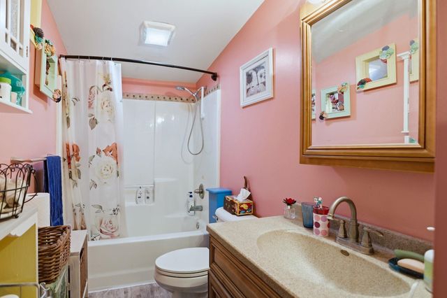 13225 East Road, Montrose, MI 48457