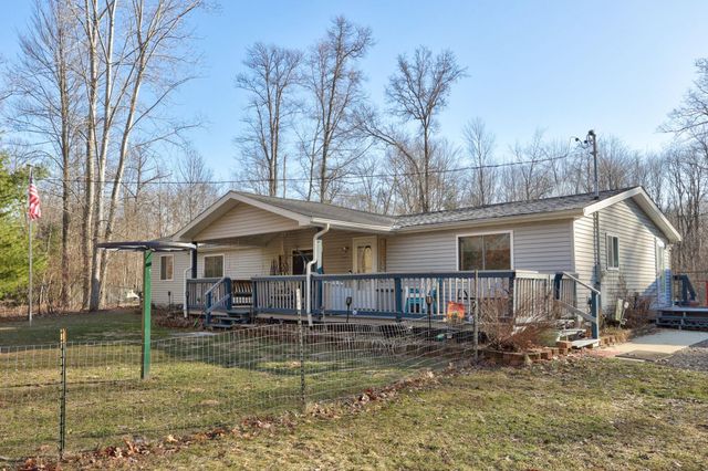 13225 East Road, Montrose, MI 48457