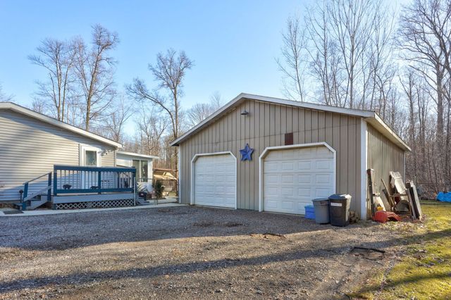 13225 East Road, Montrose, MI 48457