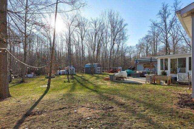 13225 East Road, Montrose, MI 48457