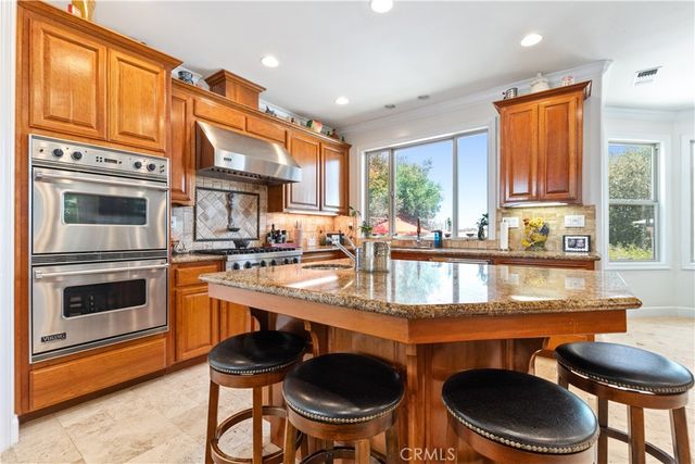 2045 Vista De La Vina, Templeton, CA 93465