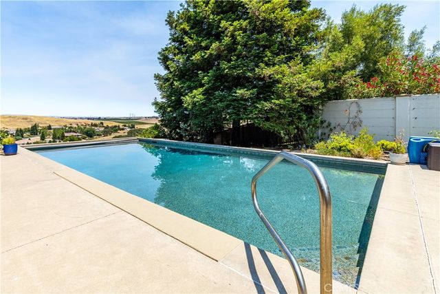 2045 Vista De La Vina, Templeton, CA 93465