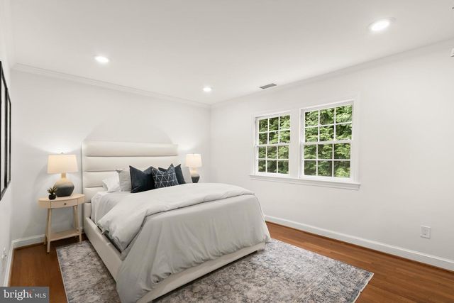 5193 WATSON ST NW, Washington, DC 20016