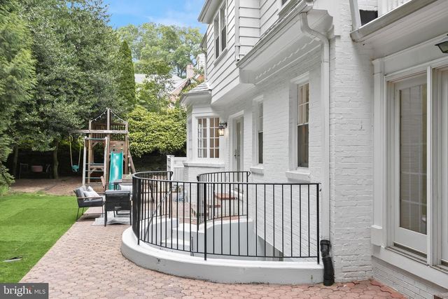 5193 WATSON ST NW, Washington, DC 20016