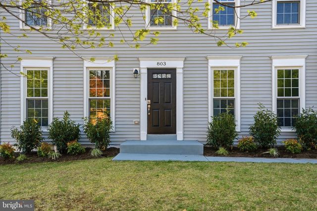 803 HALLYARD CT SE, Leesburg, VA 20175
