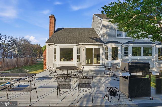 803 HALLYARD CT SE, Leesburg, VA 20175