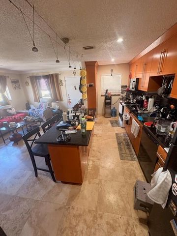 2008 Jackson St E10, Hollywood, FL 33020