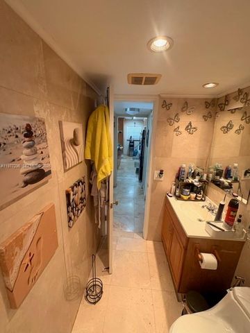 2008 Jackson St E10, Hollywood, FL 33020