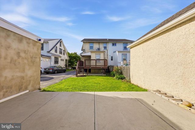 204 HARDING AVE, Havertown, PA 19083