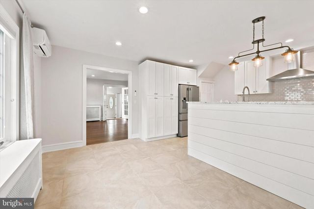 204 HARDING AVE, Havertown, PA 19083
