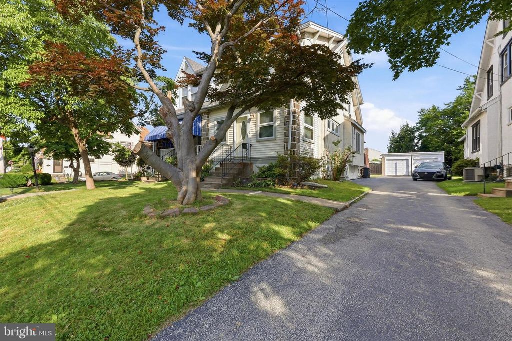 204 HARDING AVE, Havertown, PA 19083