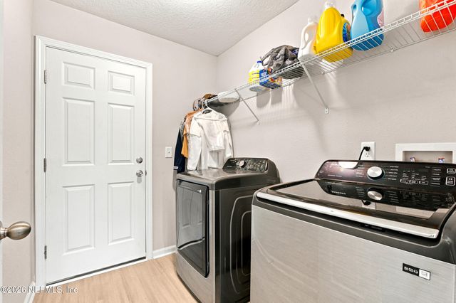 15757 JIM Court, Jacksonville, FL 32218