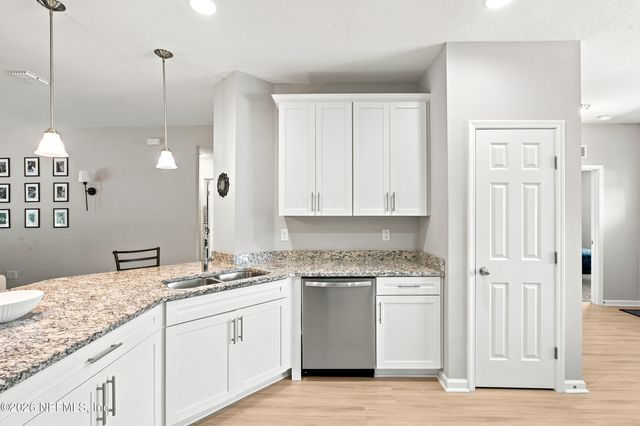 15757 JIM Court, Jacksonville, FL 32218