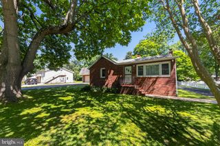 2021 HOLLY NECK, Baltimore, MD 21221