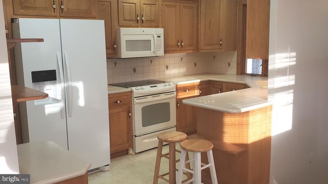 2232 ELDER DR, Wilmington, DE 19808