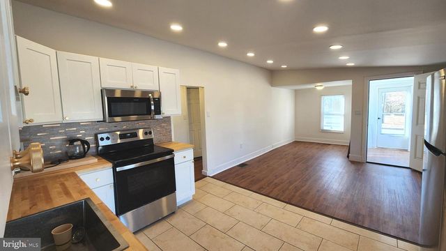 1303 NEWPORT GAP PIKE, Wilmington, DE 19804