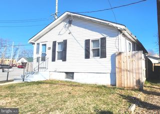 1303 NEWPORT GAP PIKE, Wilmington, DE 19804