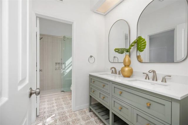 2482 Tequestra, Tustin, CA 92782