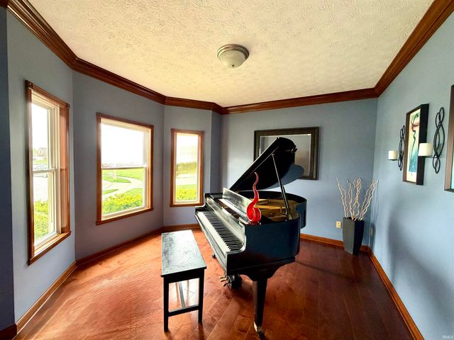 6272 Silver Moon Court, Indianapolis, IN 46259