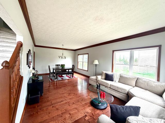 6272 Silver Moon Court, Indianapolis, IN 46259