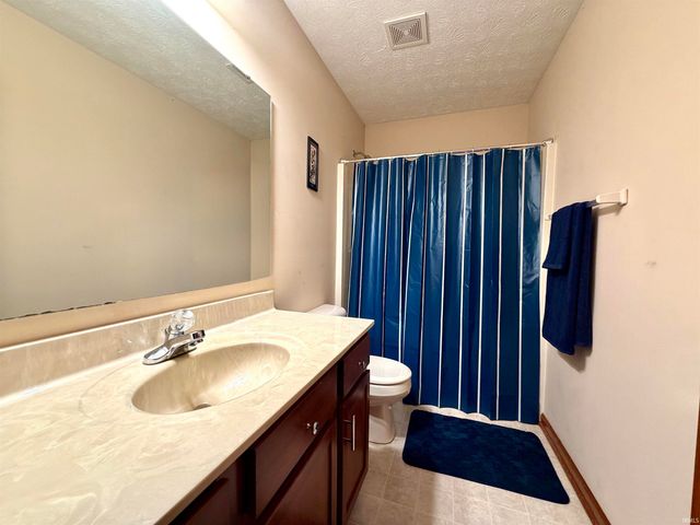 6272 Silver Moon Court, Indianapolis, IN 46259