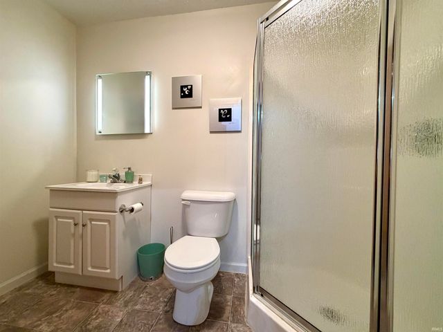 6272 Silver Moon Court, Indianapolis, IN 46259