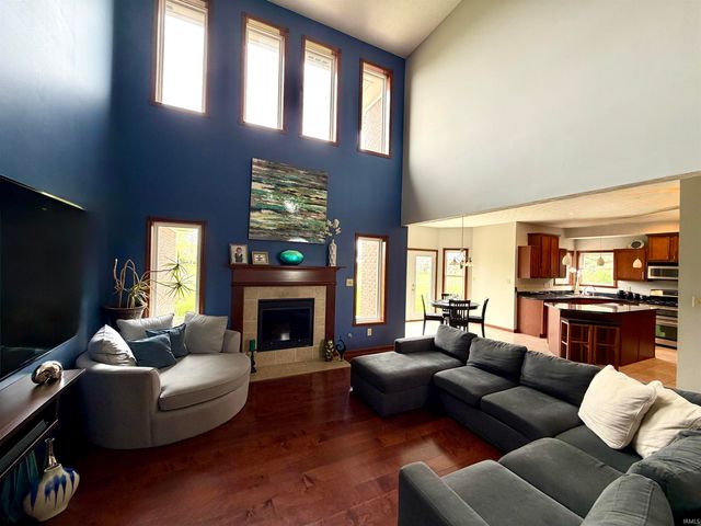 6272 Silver Moon Court, Indianapolis, IN 46259