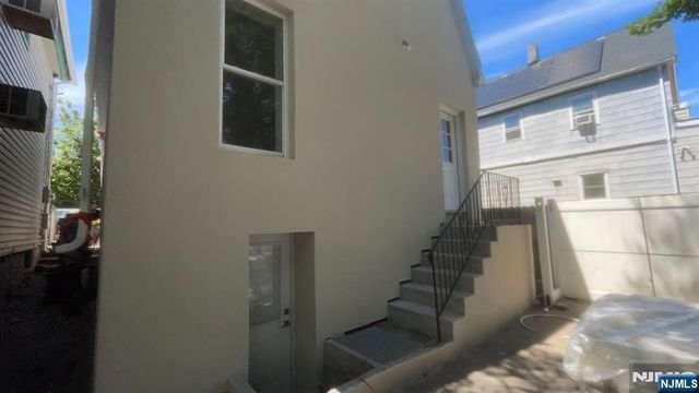 322 Cortlandt Street, Belleville, NJ 07109