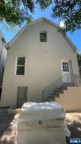 322 Cortlandt Street, Belleville, NJ 07109