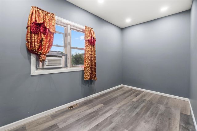 3711 W 56th Place, Chicago, IL 60629